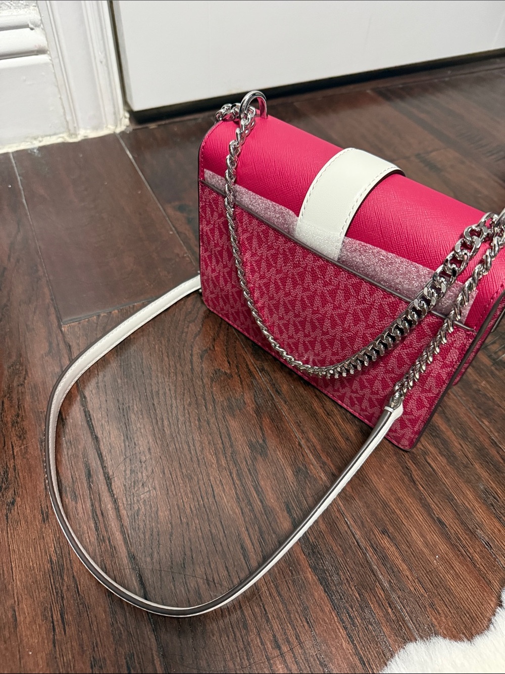 Michael Kors Hot Pink and White Logo Crossbody - Picture 2 of 3
